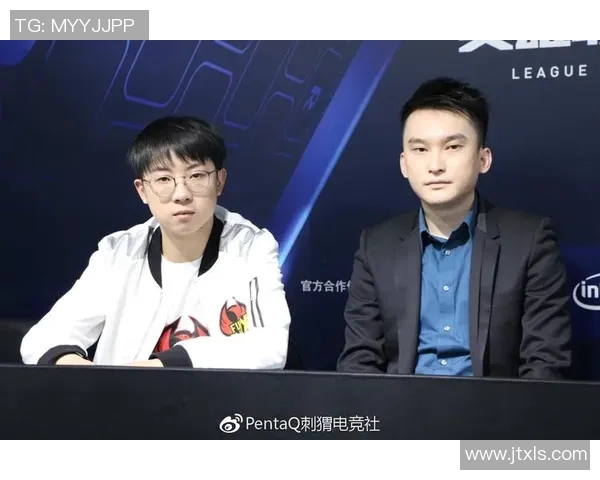 FPX战队的灵活转换体系解析与战术应用探讨 FPX战队的灵活转换体系解析与战术应用探讨