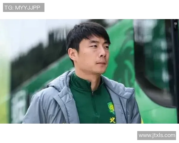 专访李磊:深入探讨排球运动背后的成功秘诀与成长之路 专访李磊:深入探讨排球运动背后的成功秘诀与成长之路