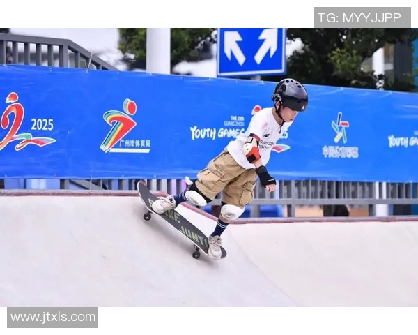 广州滑板队的速度与技巧探索:滑板运动的魅力与挑战 广州滑板队的速度与技巧探索:滑板运动的魅力与挑战