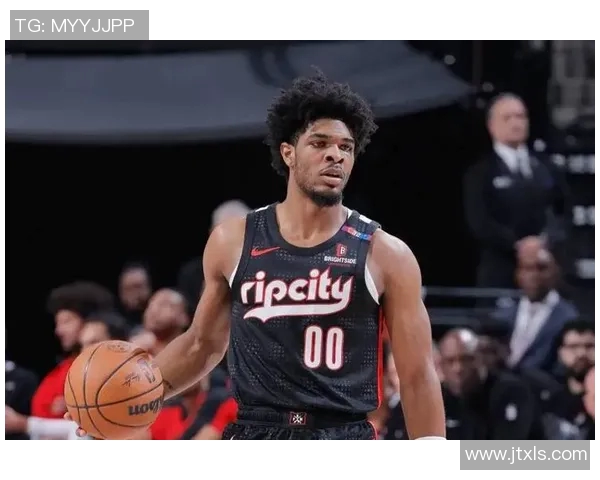 开拓者大将受伤半月休战,球队备战计划或将受影响 开拓者大将受伤半月休战,球队备战计划或将受影响